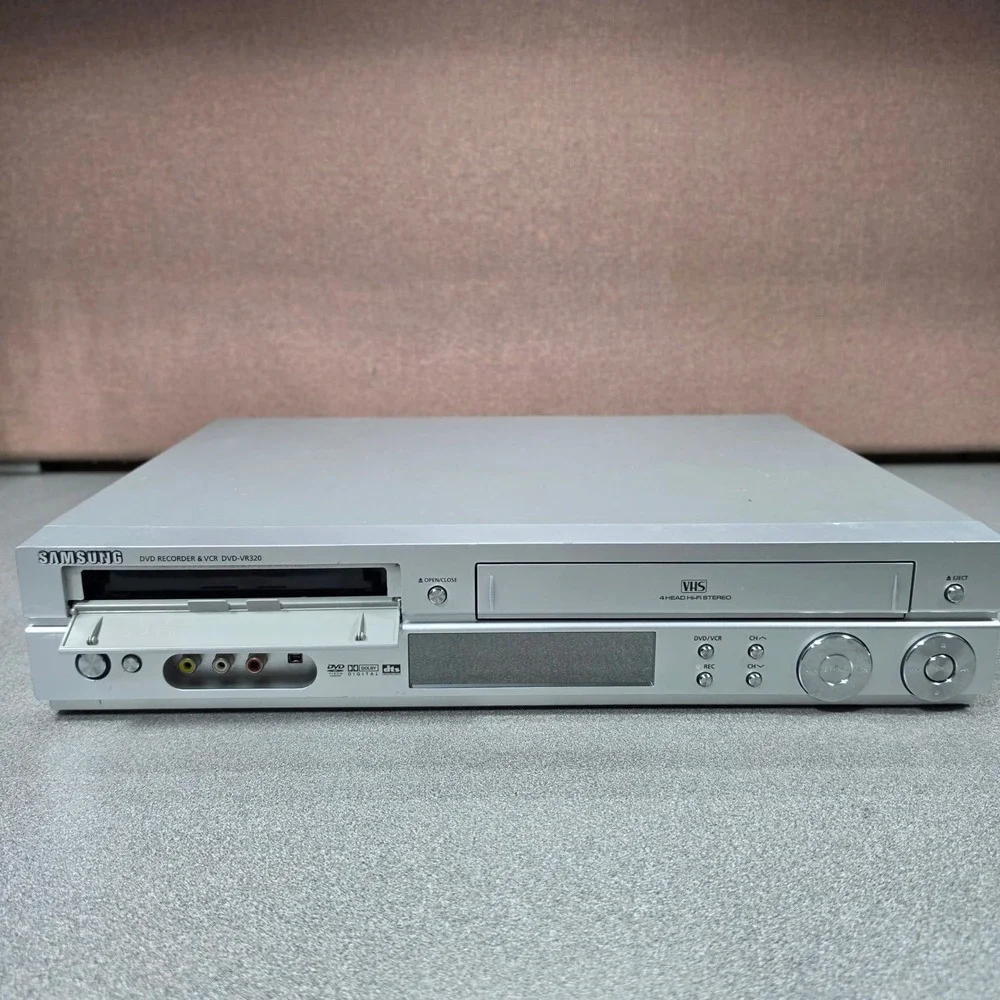Samsung DVD-VR320 DVD Recorder VCR Combo Player For Parts-READ Description